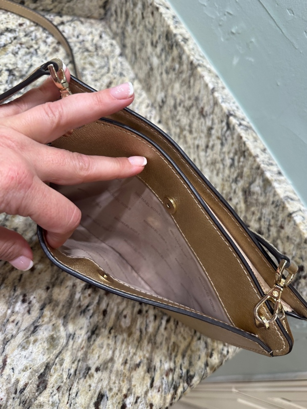 Michael Kors Jet Set Saffiano Leather Crossbody Bag in Gold - Picture 4 of 6